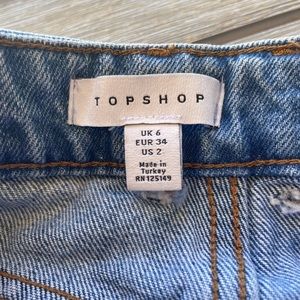 TOP SHOP JEAN SKIRT!